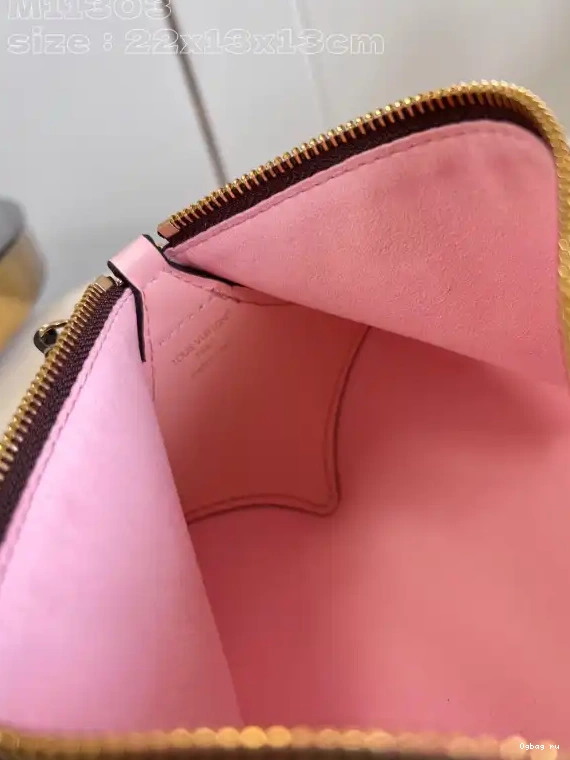 Pouch-22.5*13*13CM LOUIS VUITTON Bloom 0610